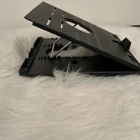 Tronsmart plastic adjustable black laptop stand - Picture 2 of 8